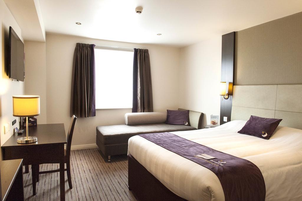 Premier Inn London Romford Central Camera foto